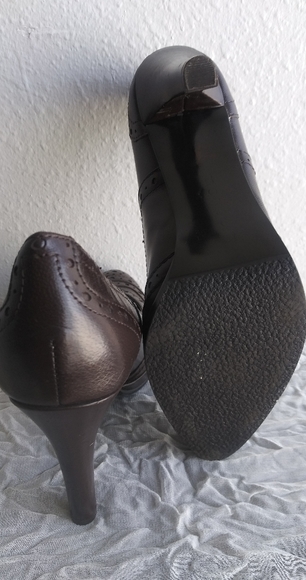 MARIPE' Spectator Platform Pump - Picture 4 of 4